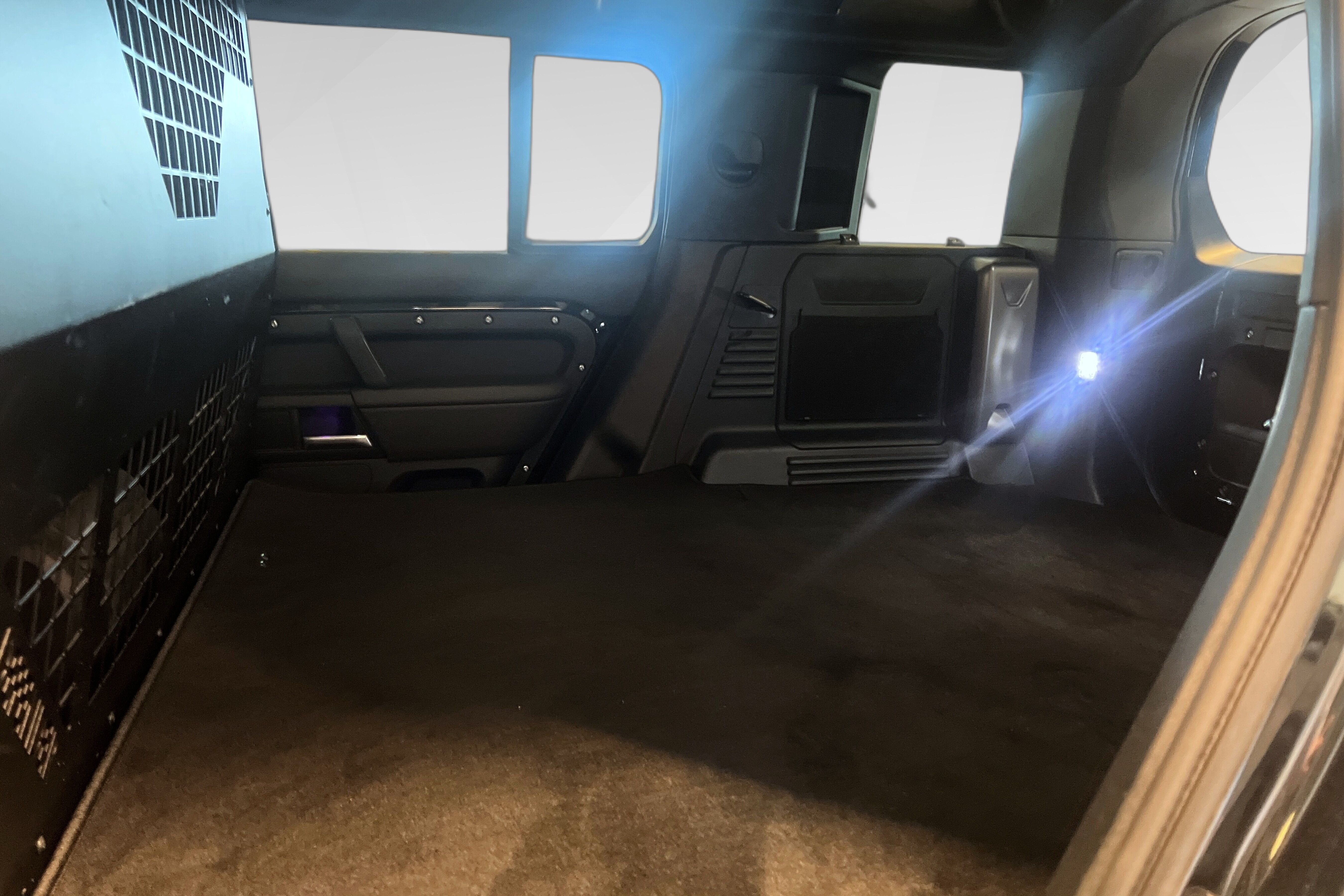 Land Rover Defender 110 D350 MHEV bilde 17