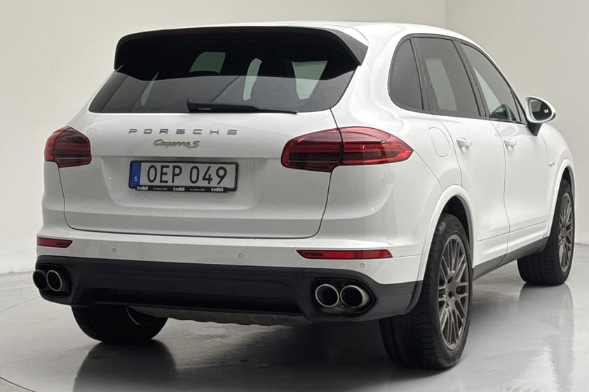 Bild 3 av Porsche Cayenne S E-Hybrid (416hk) Platinum Edition BOSE