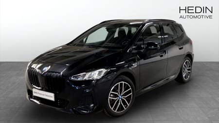 BMW 225e xDrive Active Tourer M Sport Pano Drag Rattvärme