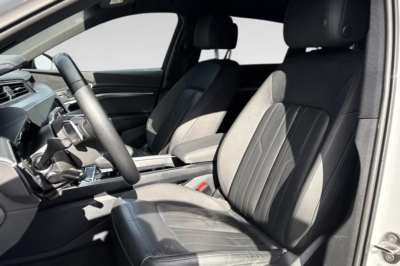 Audi e-tron 55 quattro bilde 11