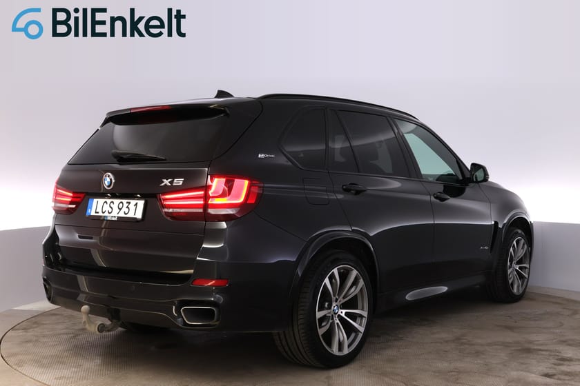 Bild 3 av BMW X5 xDrive40e M Sport Pano Drag Kamera H&K