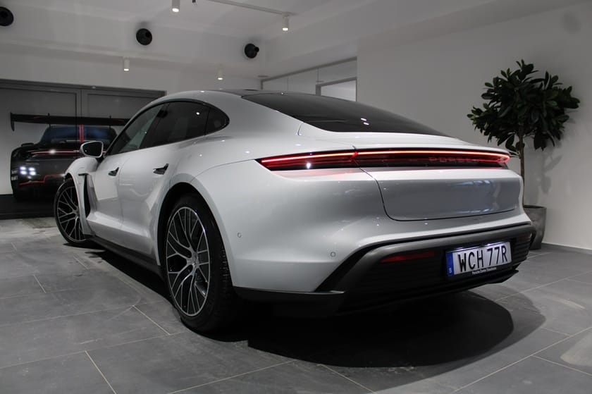 Bild 2 av Porsche Taycan 4 