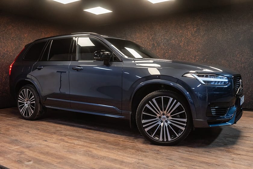 Bild 2 av Volvo XC90 7 Säten 7-sits Recharge II T8 AWD R-Design | SPEC | 3361 kr/mån