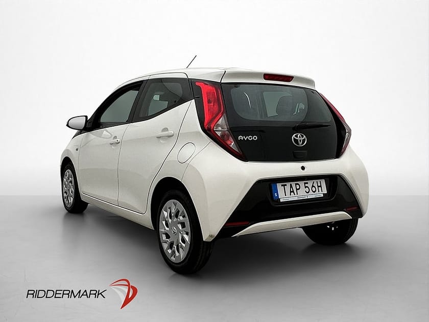 Bild 4 av Toyota Aygo 1.0 72hk X-PLAY Kamera Lane Assist 2 Brukare