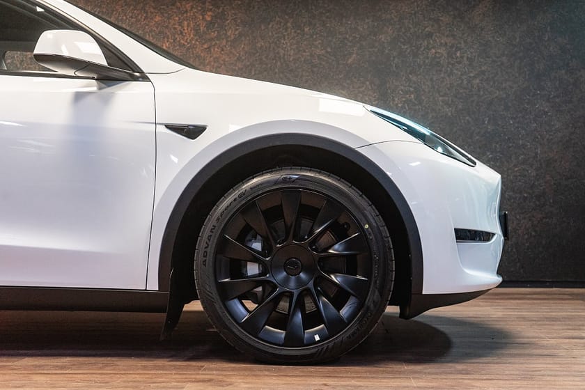 Bild 4 av Tesla Model Y Long Range AWD 514hk | MOMS | Drag | V.pump | 3087kr/må