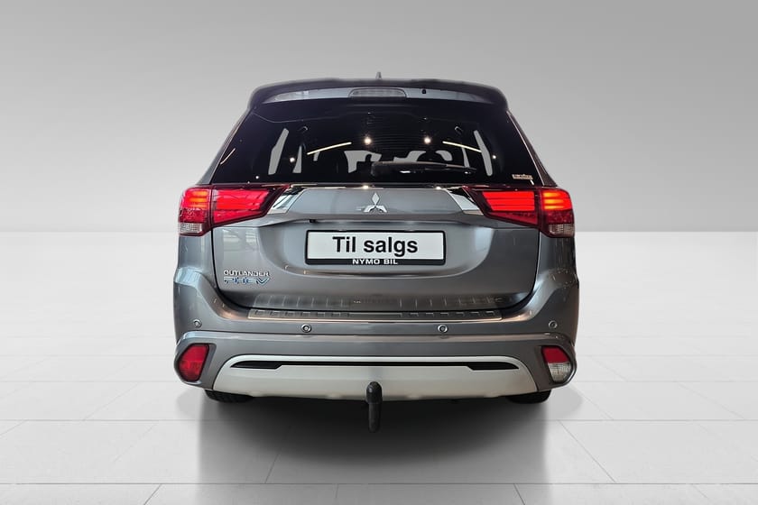 Bilde 5 av Mitsubishi Outlander PHEV 2.4L Instyle+ - 8 nye dekk, Krok, Skinn, Norsk.reg