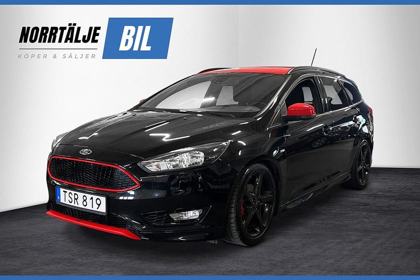 Bild 1 av Ford Focus Kombi 1.0 125 HK ECOBOOST ST-LINE BLACK EDITION NYSERV