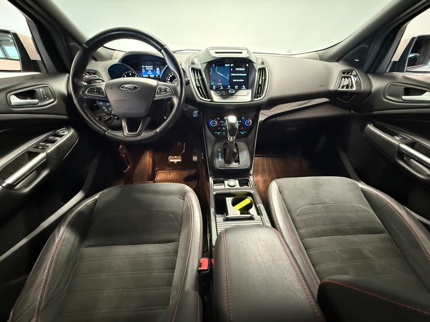 Bilde 5 av Ford Kuga 2,0 180hk 4x4 ST-Line ACC/Krok/Kam/Sony/Navi/Delskinn