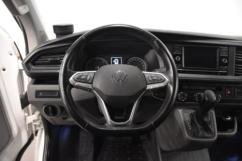 Bild 2 av Volkswagen Transporter T30 2.0 Inredd B-kam Carplay Moms Dragkrok