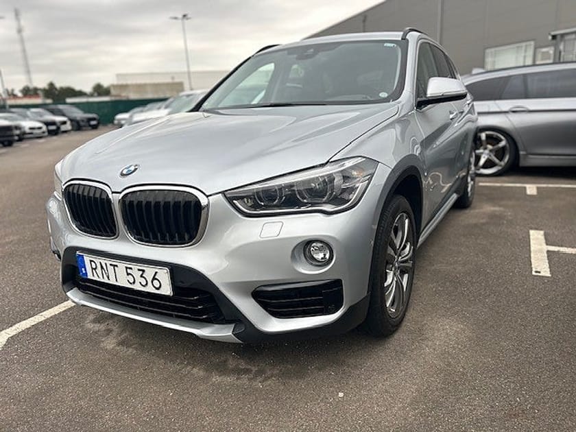Bild 4 av BMW X1 xDrive18d 150hk | Sport Line | Dragkrok | En ägare