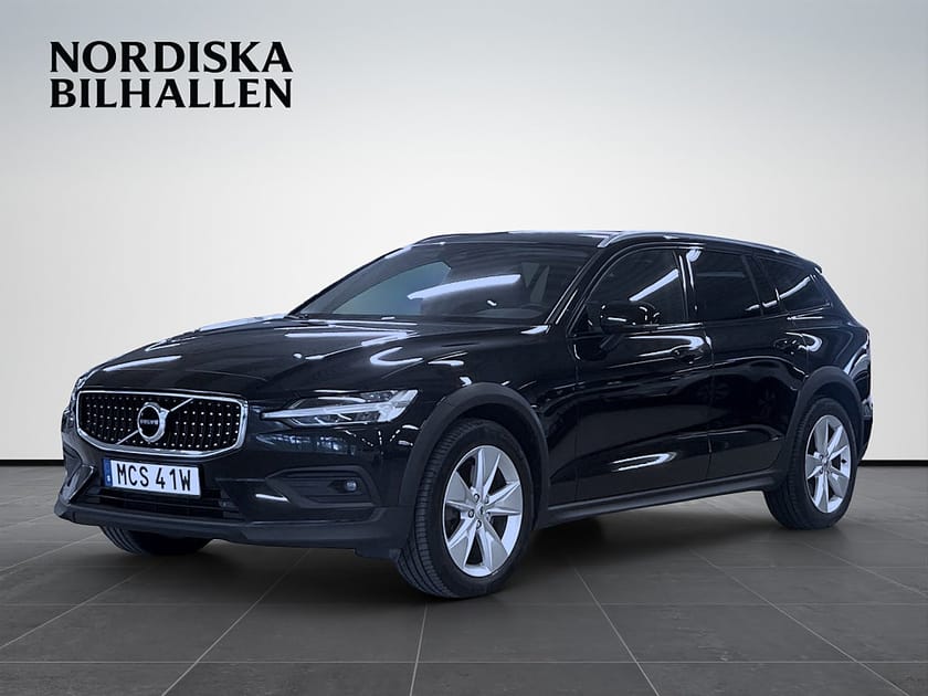 Bild 3 av Volvo V60 Cross Country B4 AWD Geartronic Advanced SE Värmare Drag Kamera