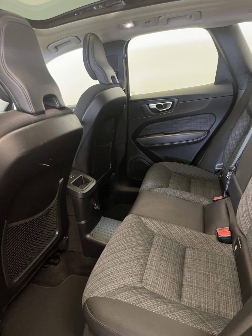 Bild 5 av Volvo XC60 Recharge T6 Core Edition / Dragkrok / Navigation /