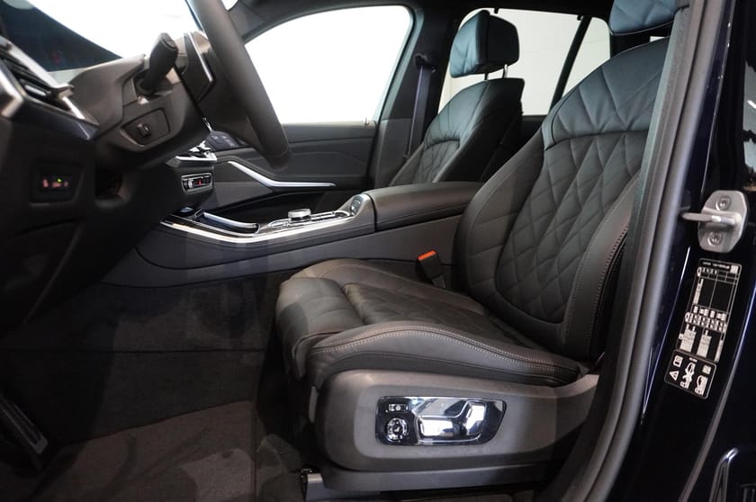 Bild 5 av BMW X5 xDrive30d M Sportpaket Pro Drag Värmare DA Pro H K Panorama