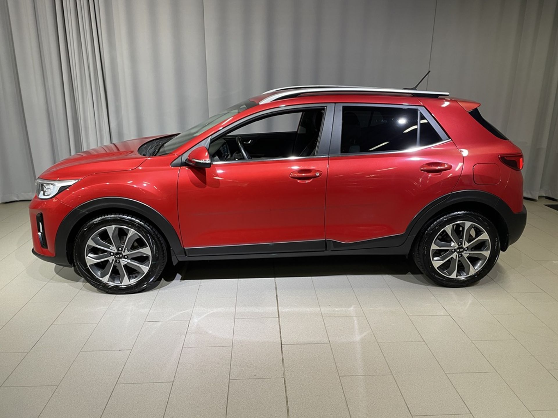 Kia Stonic 1,0 T-GDI Automat 120hk 2020, kuva 4/10
