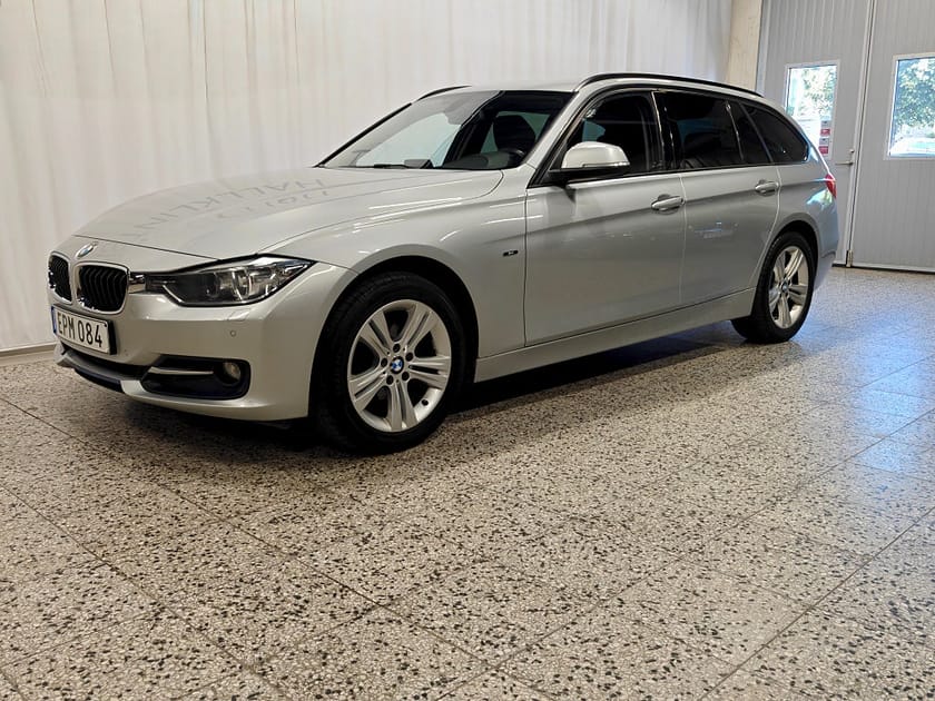 Bild 1 av BMW 318d xDrive Touring 318 Manuell, 143hk Sport line