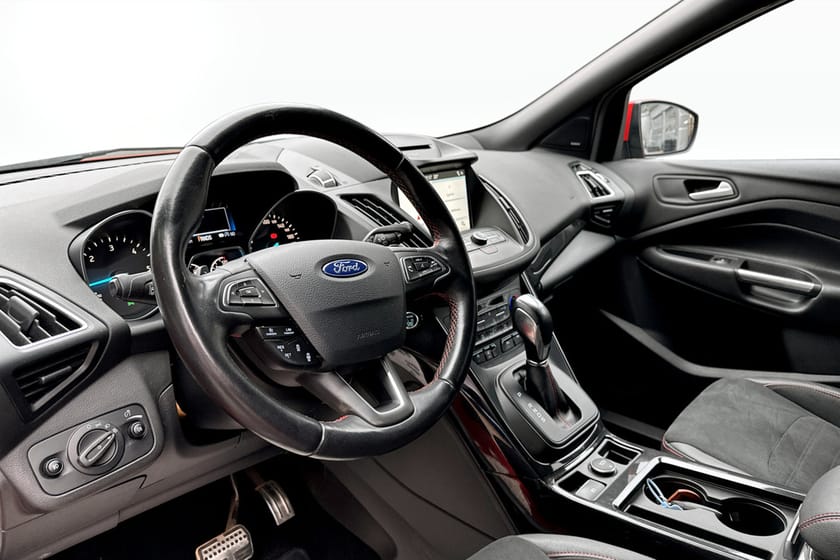 Bild 5 av Ford Kuga ST-Line 2.0 TDCi AWD Powershift 150hk