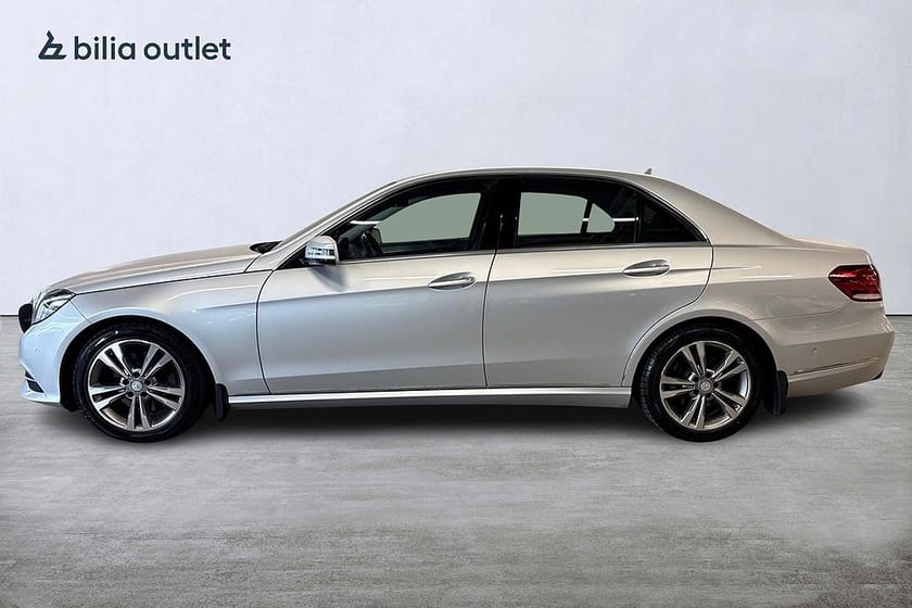 Bild 3 av Mercedes-Benz E 220 BlueTEC 4MATIC 7G-Tronic Avantgarde /Värmare /Drag