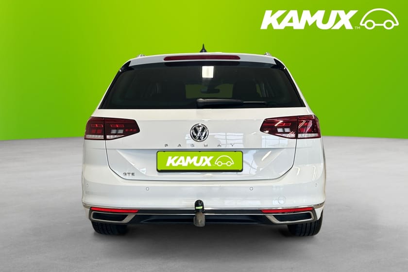 Bild 5 av Volkswagen Passat Sportscombi GTE 1.4 TSI  Plug-In Hybrid Kamera Alcantara Värmare Drag