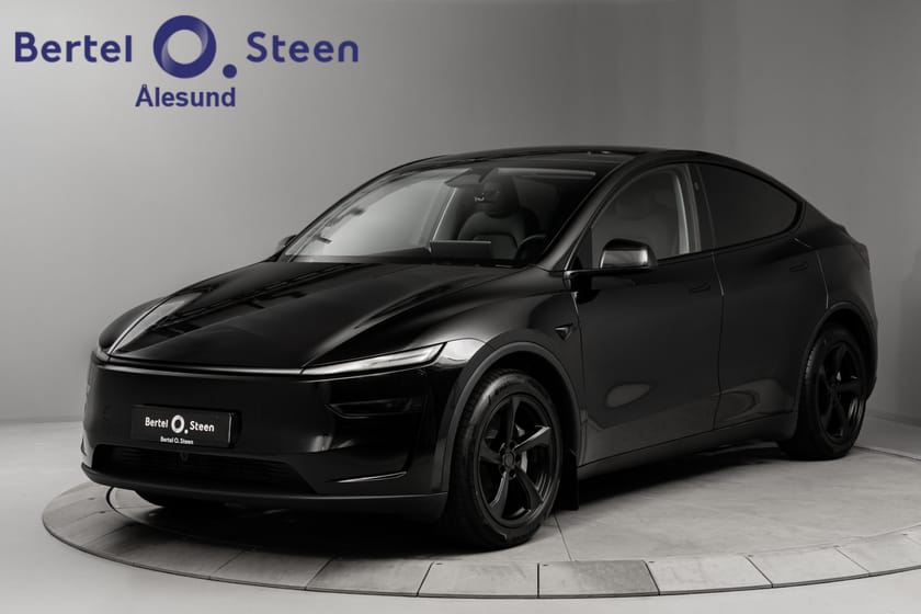 Bilde 1 av Tesla Model Y Long Range AWD Premium | Panorama |