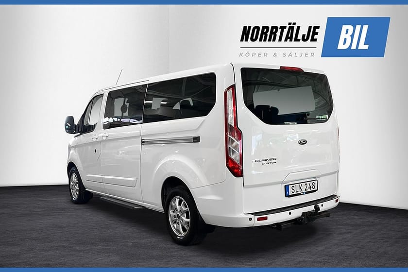 Bild 5 av Ford Tourneo Custom 300 2.2 TDCi 125 HK MAN LÅNG 9-SITS DRAG M&K PDC