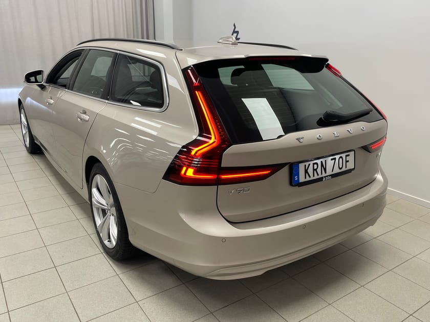 Bild 3 av Volvo V90 B4 Bensin Core