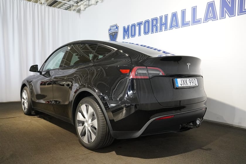Bild 3 av Tesla Model Y Long Range AWD - Moms, Drag, 97% SOH