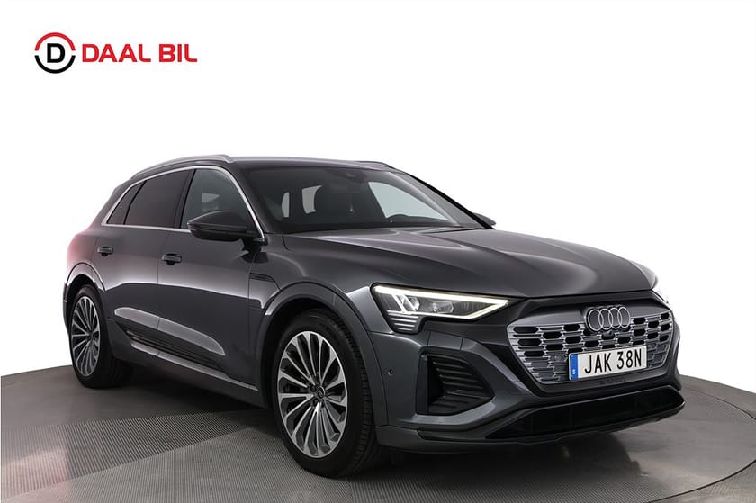 Bild 3 av Audi Q8 55 e-tron quattro 114 kWh 408HK S-LINE DRAG B-KAM LUFTFJÄDRING