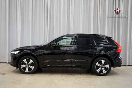 Volvo XC60 Recharge T6 AWD Plus Dark Pano Pvärme H/K 360 Läder GPS