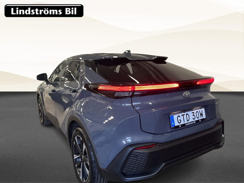 Bild 4 av Toyota C-HR PHEV Style 2.0 223hk Laddhybrid S&V-hjul