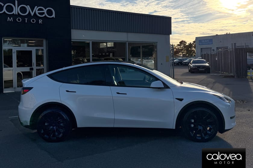 Bild 2 av Tesla Model Y Long Range AWD