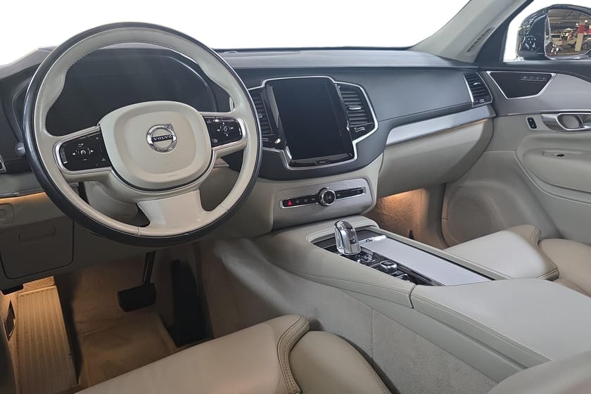Bild 2 av Volvo XC90 7-seater T8 AWD Inscription 7-säten