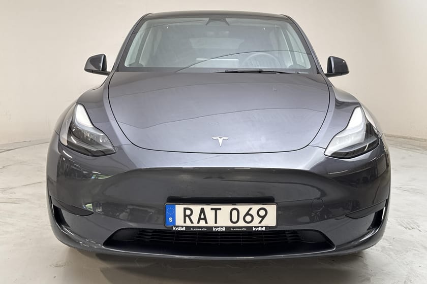 Bild 5 av Tesla Model Y Standard Range RWD 