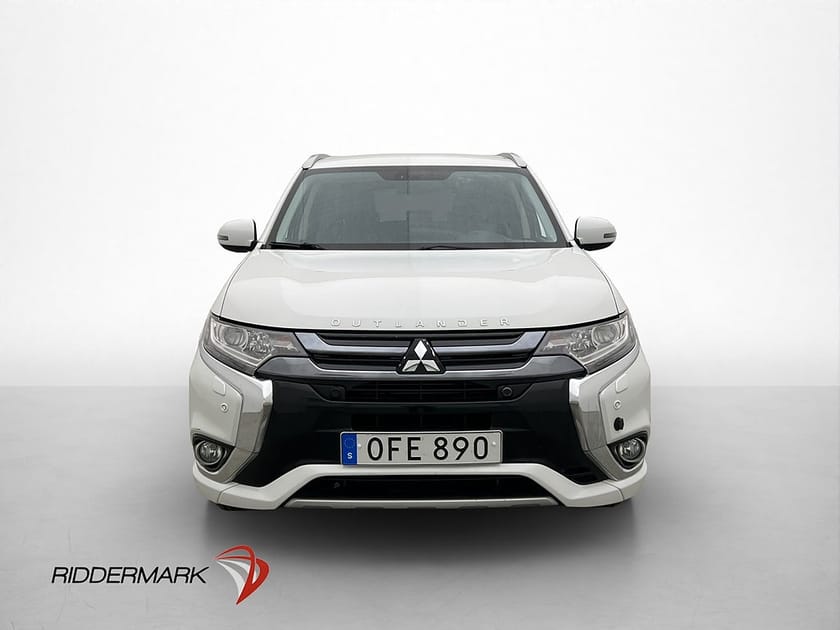 Bild 2 av Mitsubishi Outlander PHEV 203hk 4WD City Kamera Värmare Drag