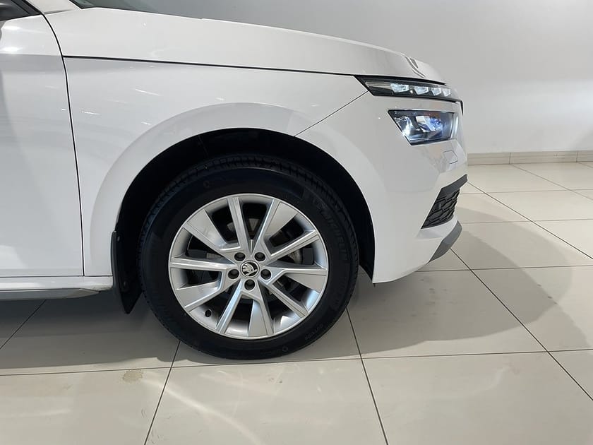 Bild 5 av Škoda Kamiq Skoda STYLE TSI 110 DSG7 DRAG | B-Kamera