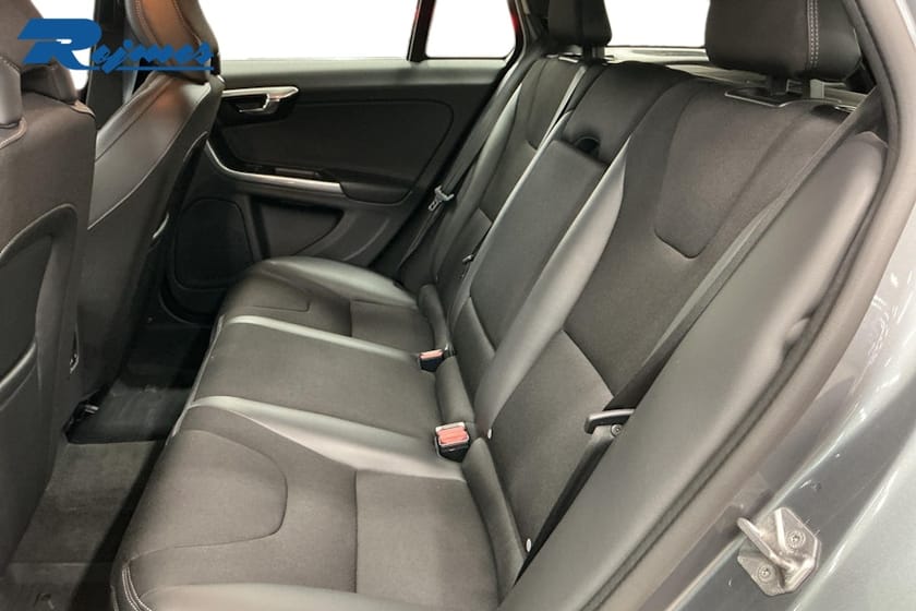 Bild 3 av Volvo V60 D4 AWD Momentum Business E