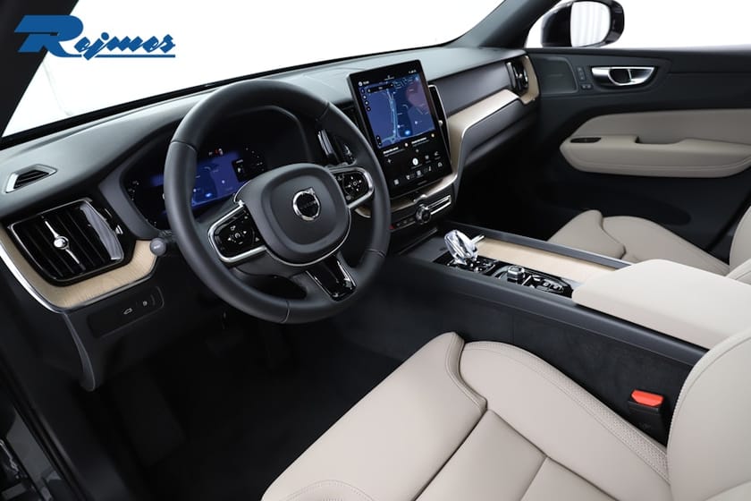 Bild 5 av Volvo XC60 T6 Plus Dark Nordic Edition