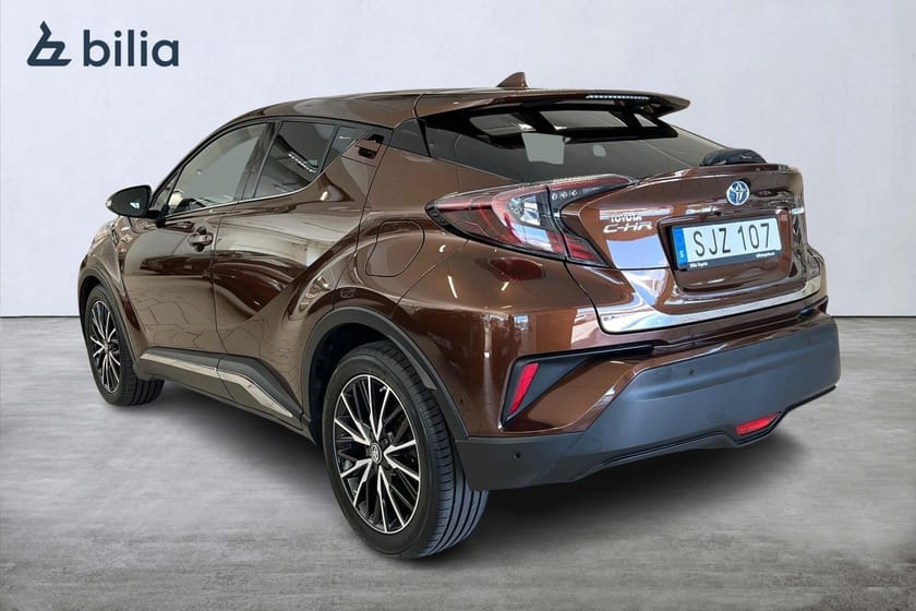 Bild 2 av Toyota C-HR Hybrid 1,8 Executive Skinn JBL Teknikpaket