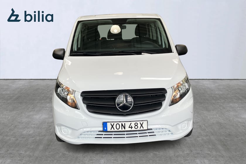 Bild 4 av Mercedes-Benz eVito Tourer 129 3.5t Mercedes Pro lång