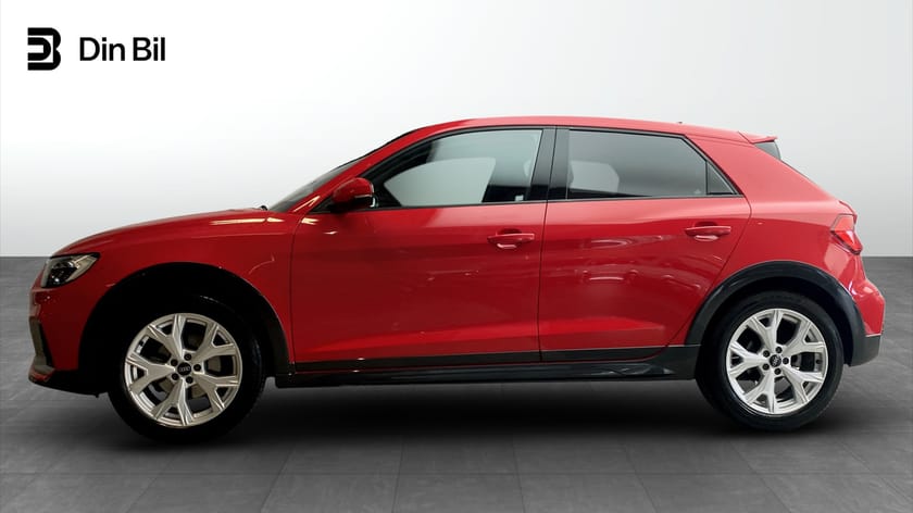 Bild 2 av Audi A1 citycarver 30 TFSI TFSI116hk Cockpit/p-sensorer bak