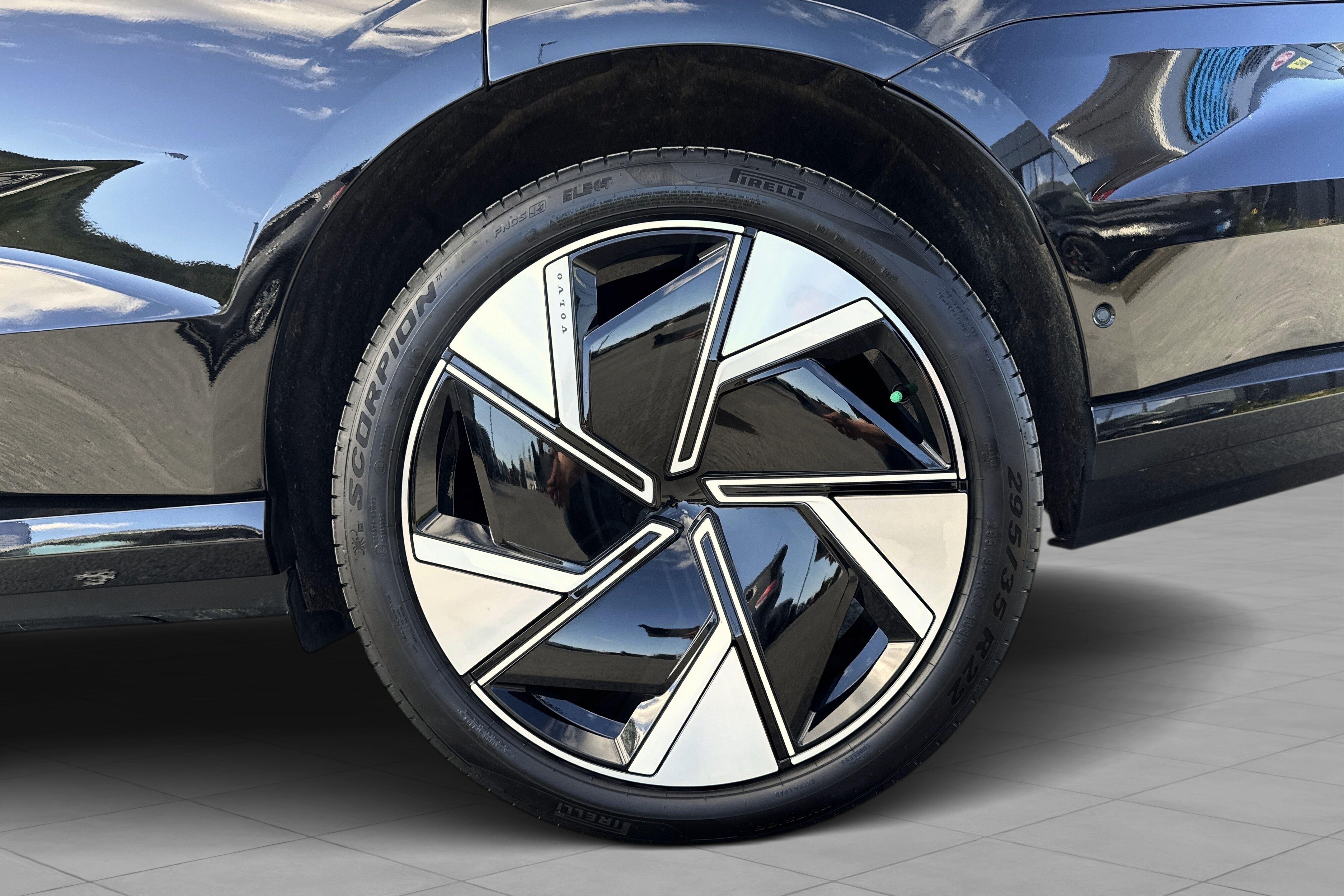 Volvo EX90 Twin Motor Performance 7-seater bilde 8