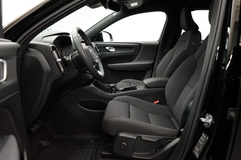 Bild 5 av Volvo XC40 Recharge Core, Baklucka elmanövrerad