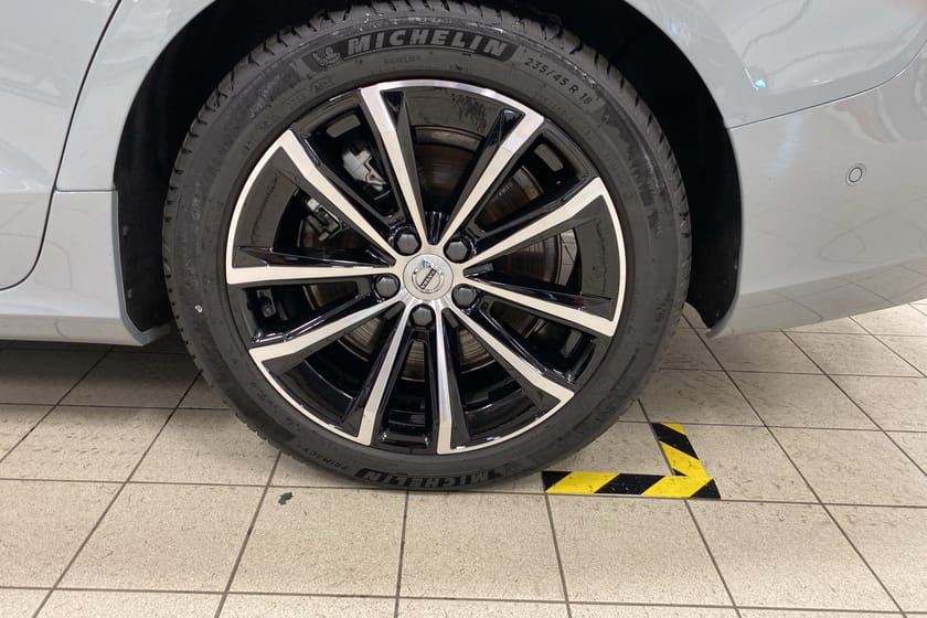 Bild 3 av Volvo V60 T6 Plus Dark Nordic Edition, Drag, 360 Kamera, H&K