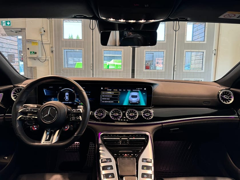 Bild 5 av Mercedes-Benz AMG GT 4 43 4MATIC+