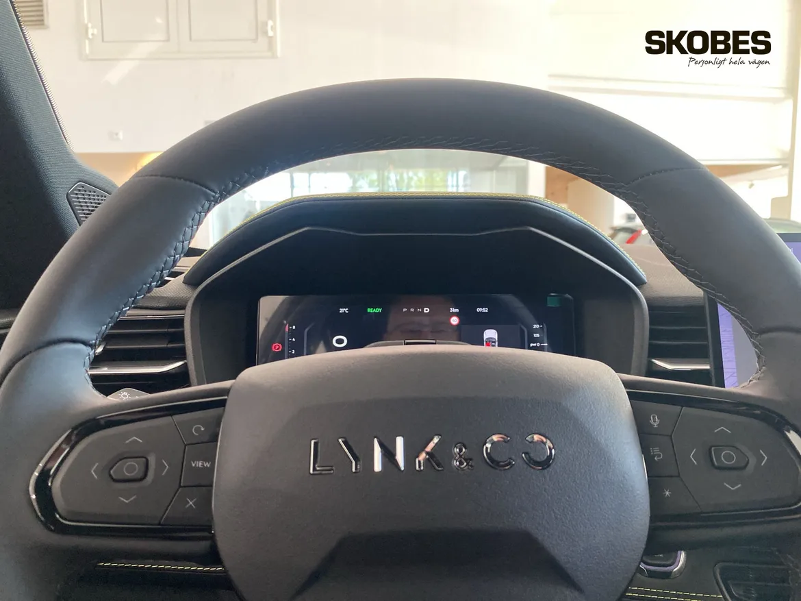 Lynk & Co 01 PHEV