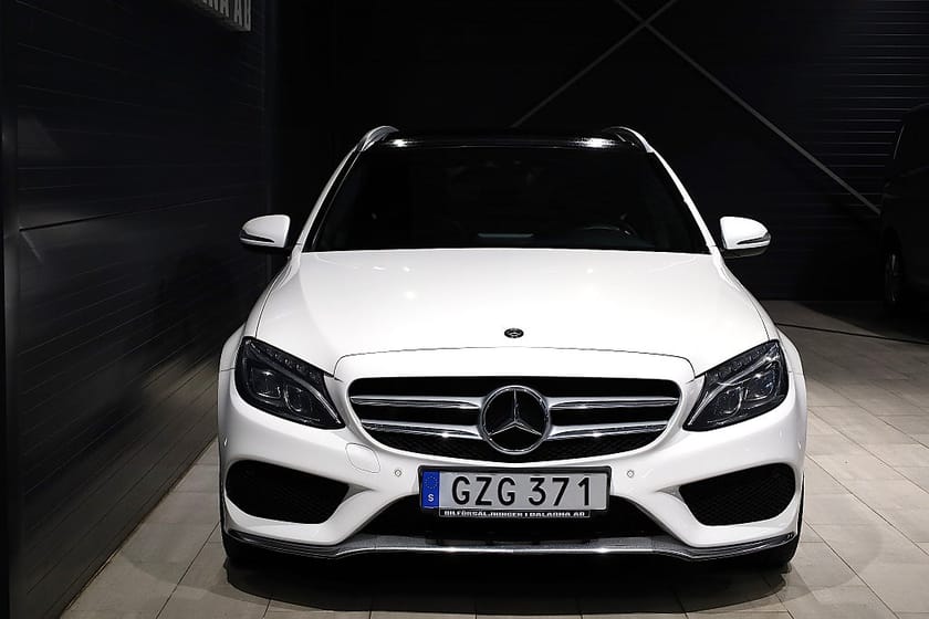 Bild 2 av Mercedes-Benz C 220 T d 4MATIC / / AMG paket / Panorama / Skinn