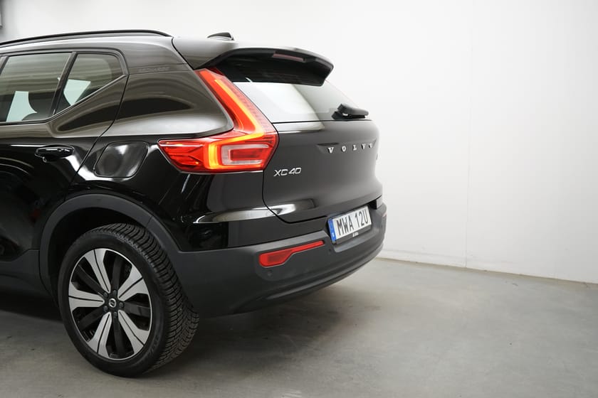 Bild 3 av Volvo XC40 Recharge Core, Baklucka elmanövrerad