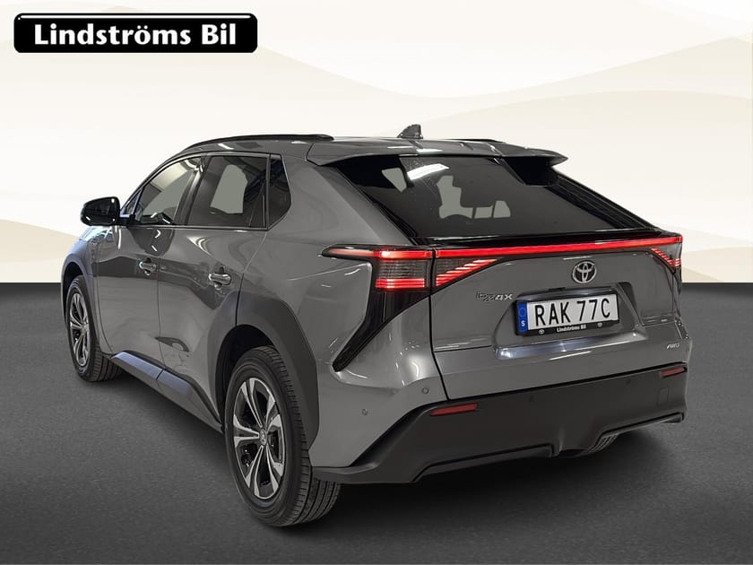 Bild 4 av Toyota bZ4X