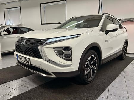 Mitsubishi Eclipse Cross PHEV 2.4 MIVEC 188 hk S-AWC Fleet Edition Nyservad MOMS