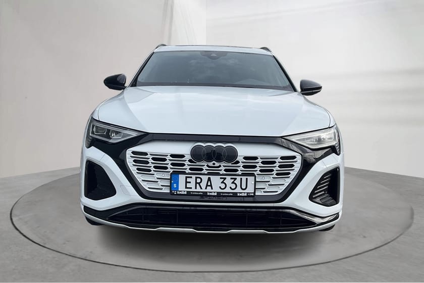 Bild 5 av Audi Q8 Sportback 55 e-tron quattro 408hk S-Line Drag