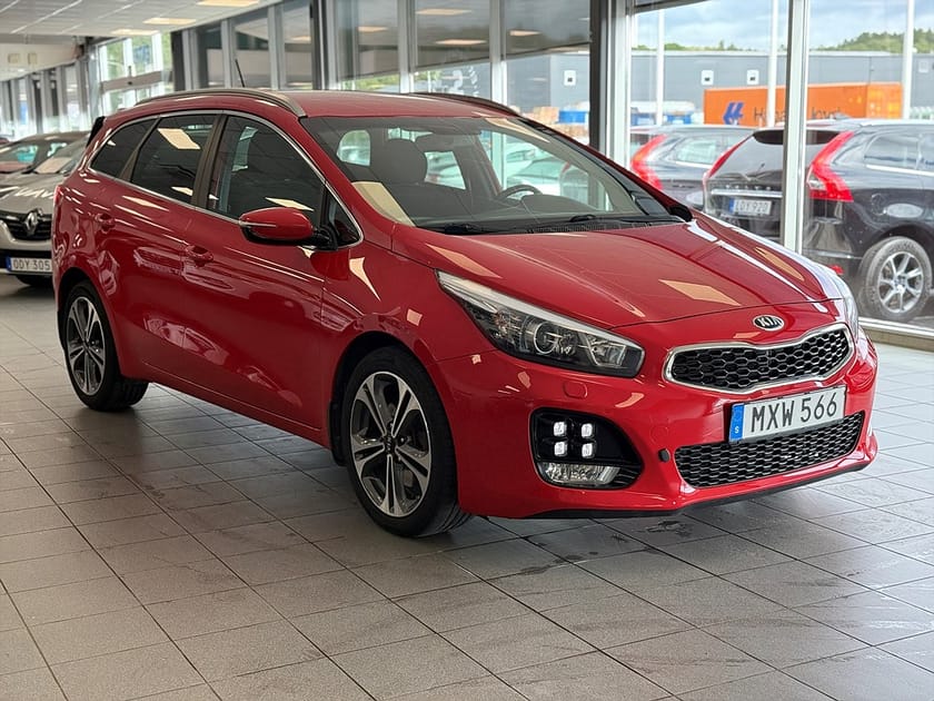 Bild 1 av Kia cee'd_sw 1.6 CRDi DCT Automat Carplay Kamera